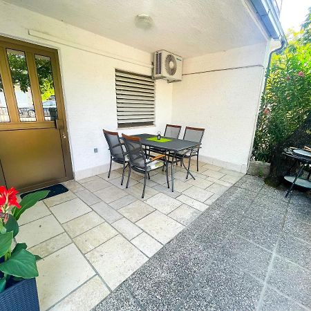 Apartmani Irena Jadranovo Zewnętrze zdjęcie