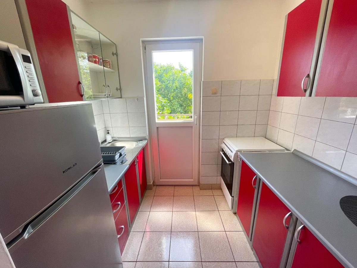 Apartmani Irena Jadranovo Zewnętrze zdjęcie